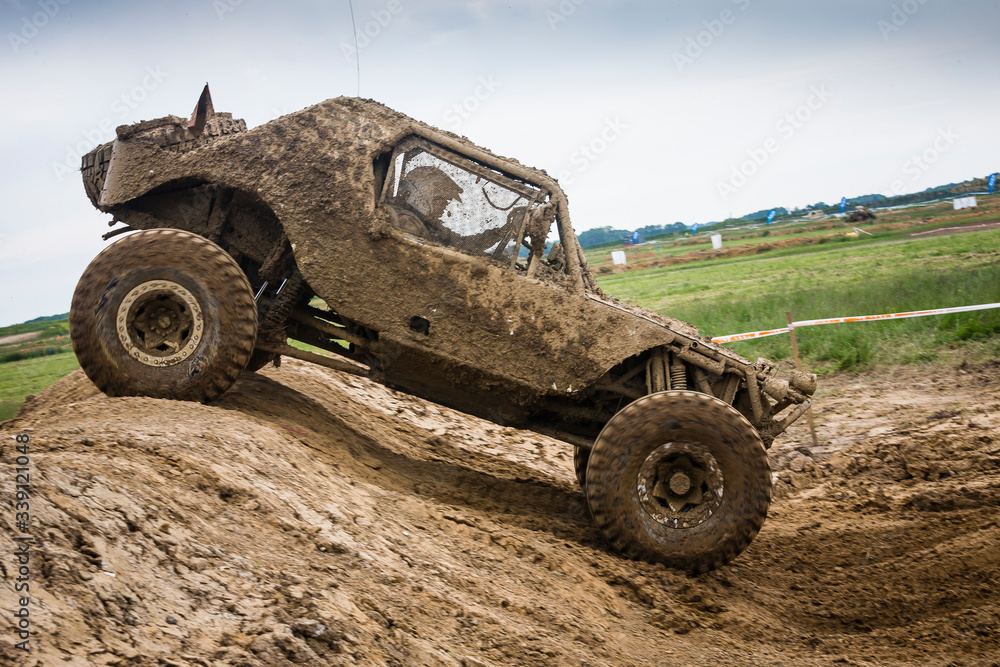 Obraz premium Course de 4x4 extreme en France