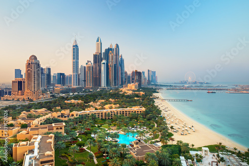Obraz na płótnie Amazing Dubai Marina skyline at sunset, United Arab Emirates w salonie