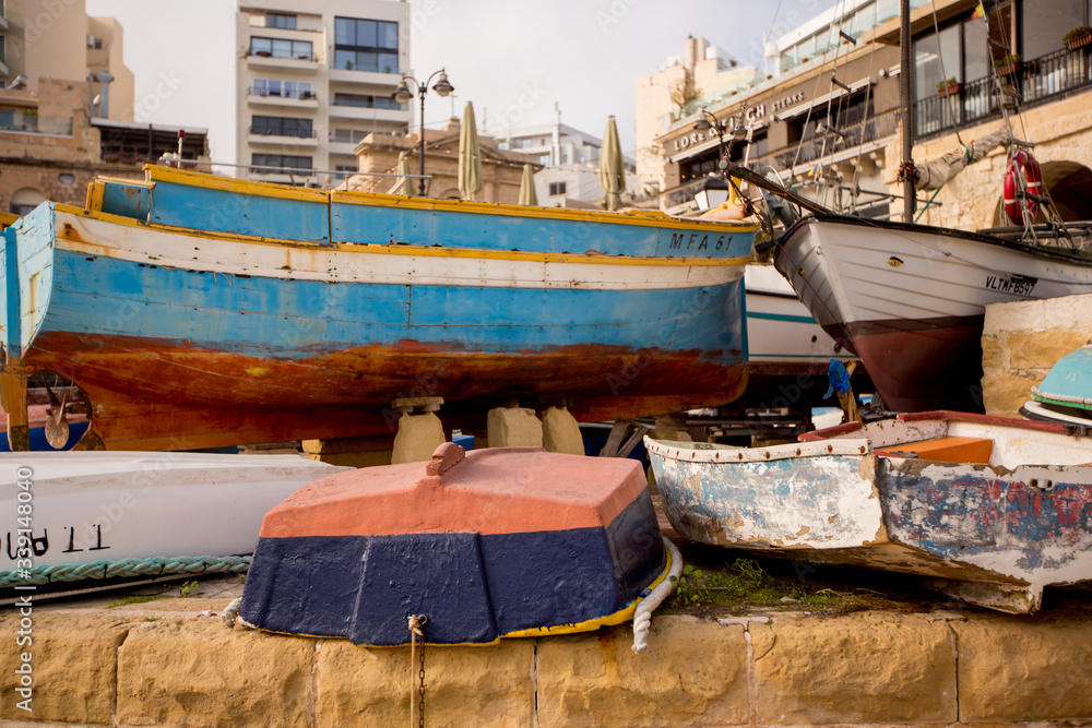 Obraz premium Old retro boats in harbor