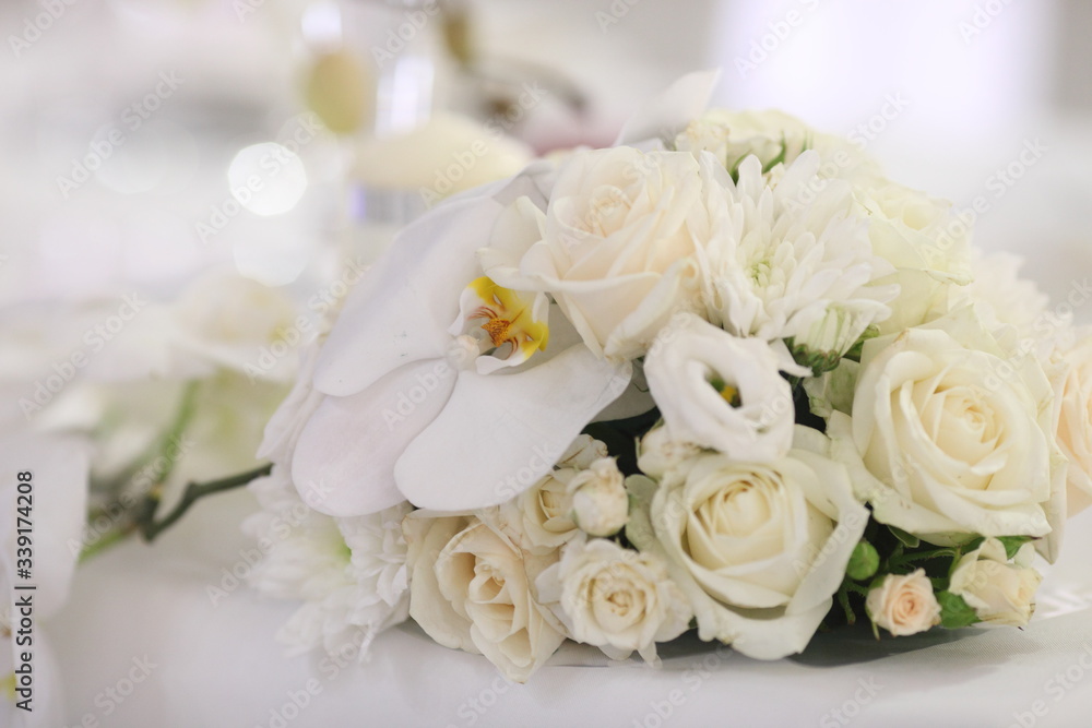 Wedding luxuary decoration in the restaurant Wedding luxuary decoration in the restaurant