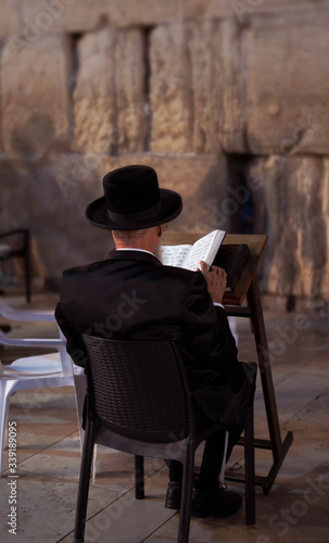 Jewish praying at the western wall