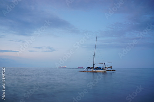 boats in the sea © PUGUH