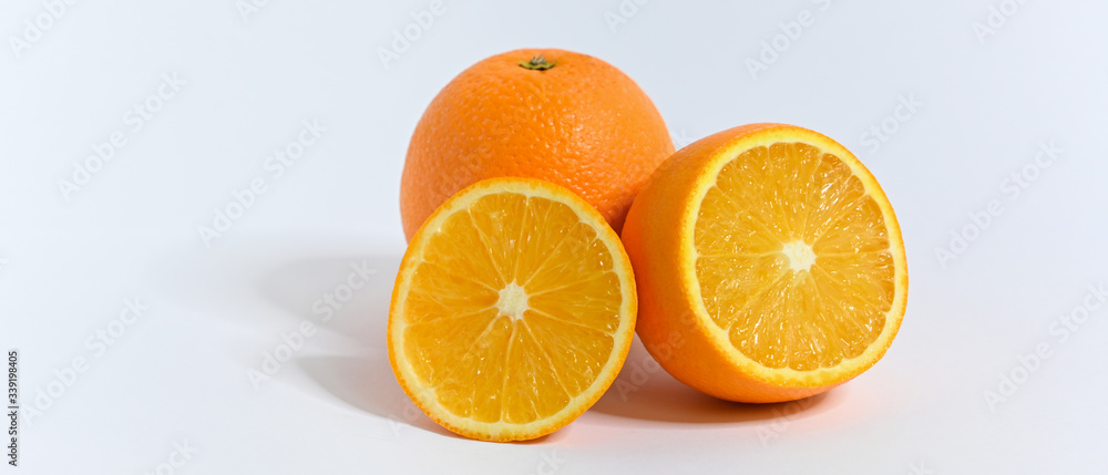 Fototapeta premium fresh orange isolated on white background