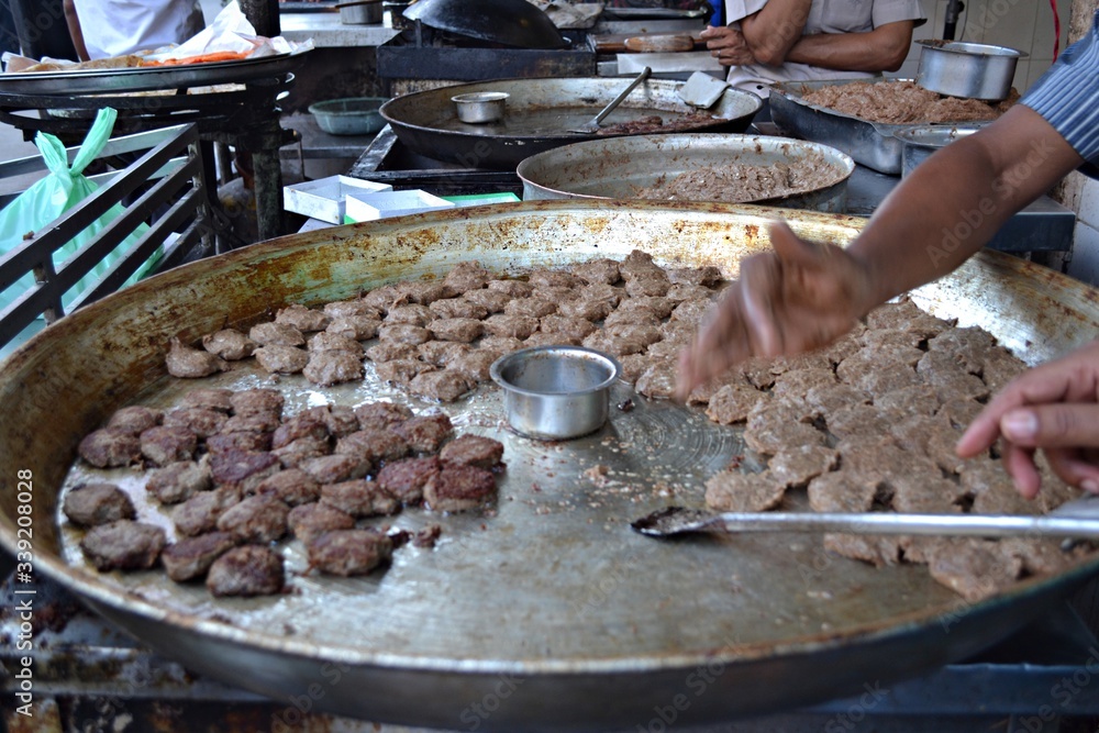 Indian Street Food. Close-up of Mutton Non-Vegetarian Tunday Galawati ...