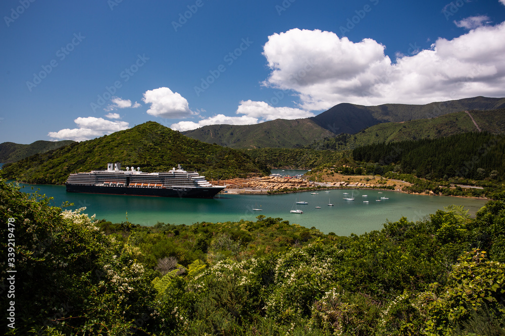 Naklejka premium Queen Charlotte Drive, Marlborough, New Zealand