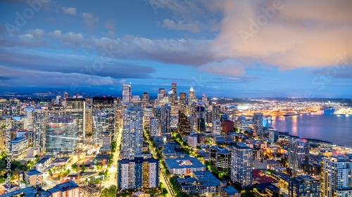 Seattle, Washington. USA. Wide skyline panorama at sunset. Amazing and vibrant city at night.  © Daniel Avram