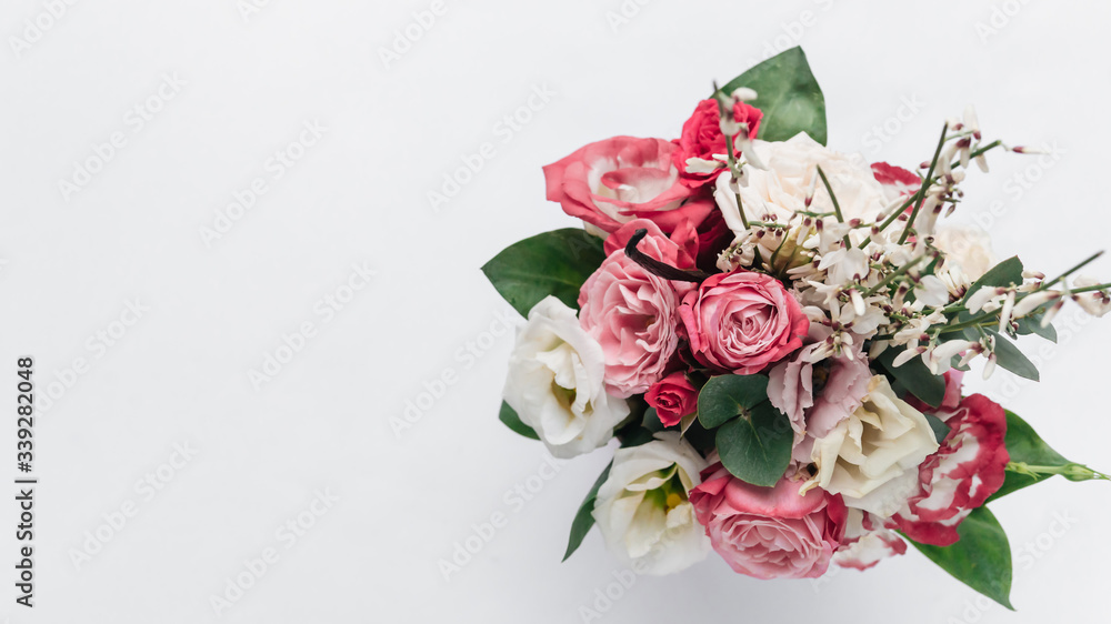 Fototapeta beautiful spring bouquet with pink and white tender flowers