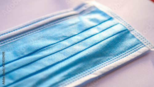 Medical respirators suitable for people with corona
