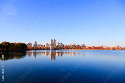 Central Park, New York, Jacqueline Kennedy Onassis Reservoir with The El Dorado