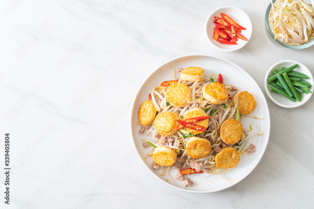 stir-fried bean sprout, egg tofu and minced pork stir-fried bean sprout, egg tofu and minced pork