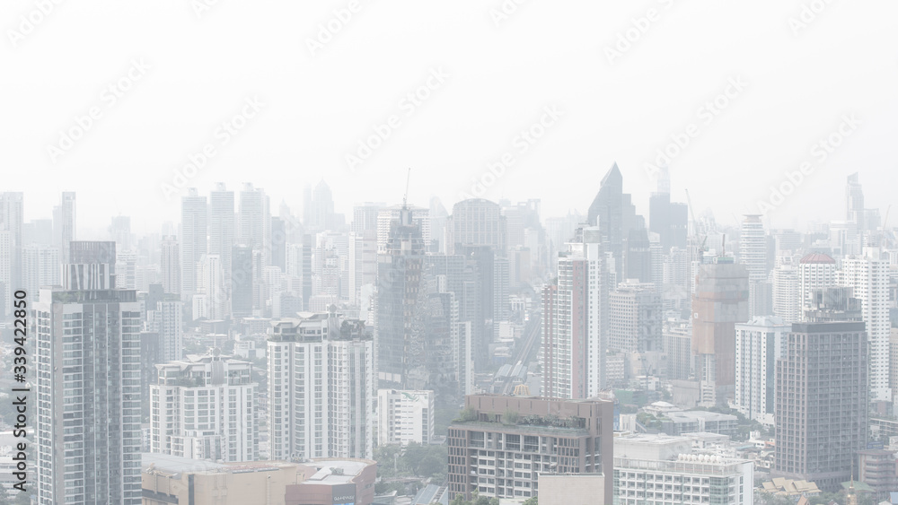 Obraz premium Bangkok City Thailand air pollution remains at hazardous levels PM2.5 pollutants - dust and smoke high level PM 2.5