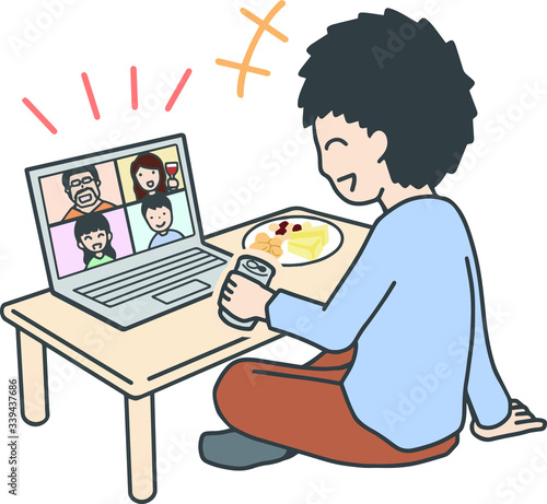 オンライン飲みをする男性