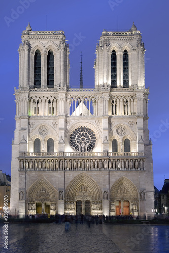 Notre Dame Paris Abendstimmung