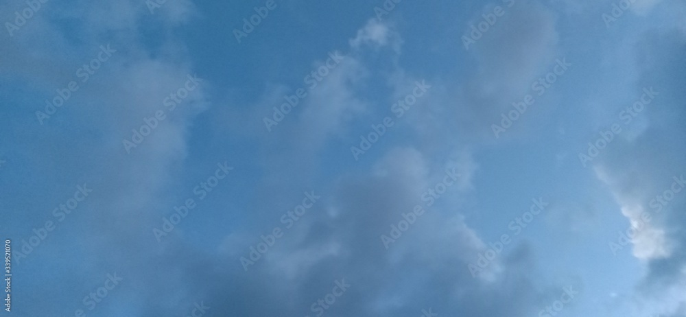 Obraz premium blue sky with clouds