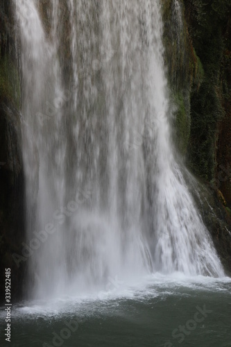 Monasterio de piedra paysage de cascade et chute d eau