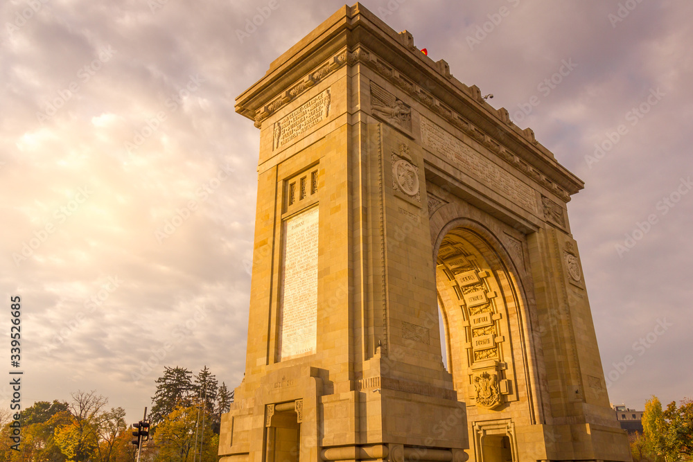 The Triumphal Arch (Arcul de Triumf) in Bucharest, Romania - obrazy, fototapety, plakaty 
