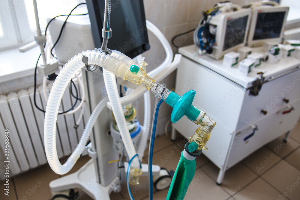 apparatus of artificial ventilation of the lungs