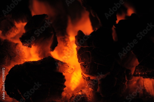 Foto digitali di still life davanti al fuoco 