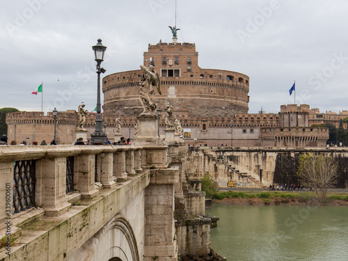 ROMA