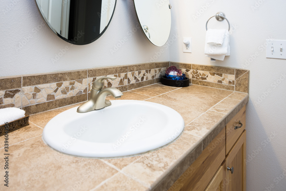 Fototapeta premium Clean white bathroom vanity sink