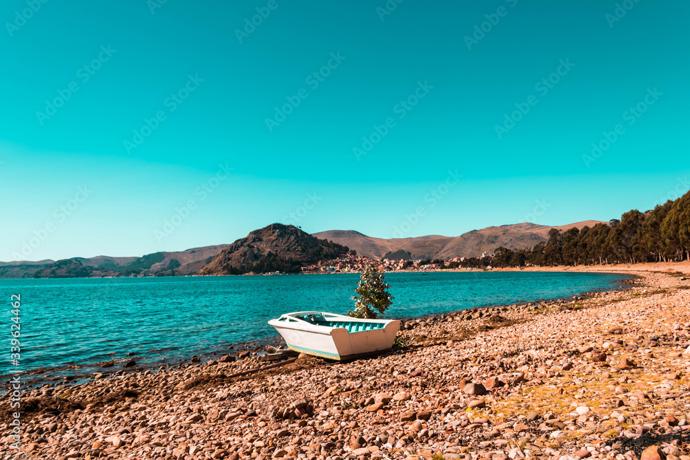 Obraz premium fishing in the Titicaca Lake