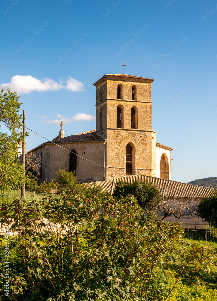 altes verlassenes Bergkloster in Spanien