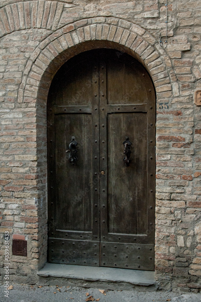 Doors, Italy