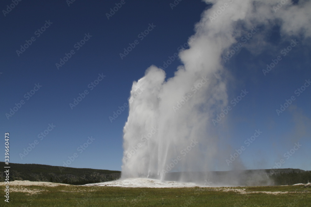 old faithful geyser