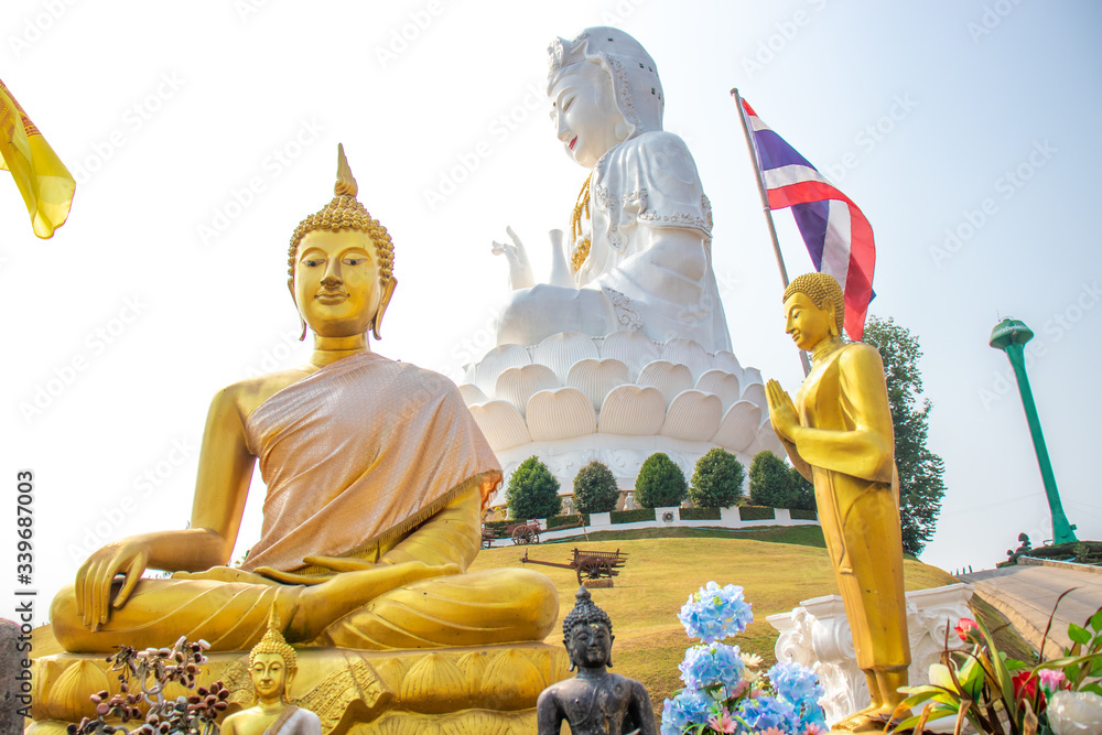 A beautiful view of wat huai pla kang buddhist temple at Chiang Rai, Thailand. - obrazy, fototapety, plakaty 