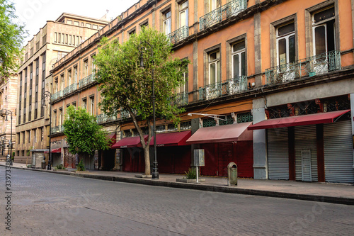 CALLES DE LA CIUDAD DE MEXICO SIN GENTE 
