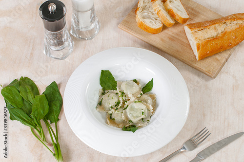 Obraz na płótnie Spinach ravioli w salonie