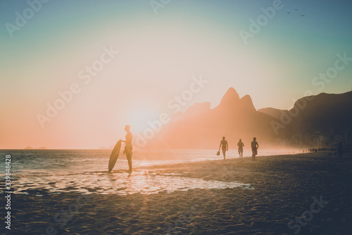 Tableau sur toile sunset on Ipanema beach