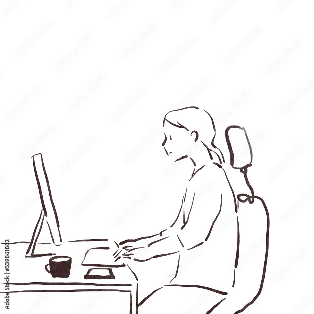 パソコンデスクに向かって仕事をする女性2 パソコンデスクに向かって仕事をする女性2