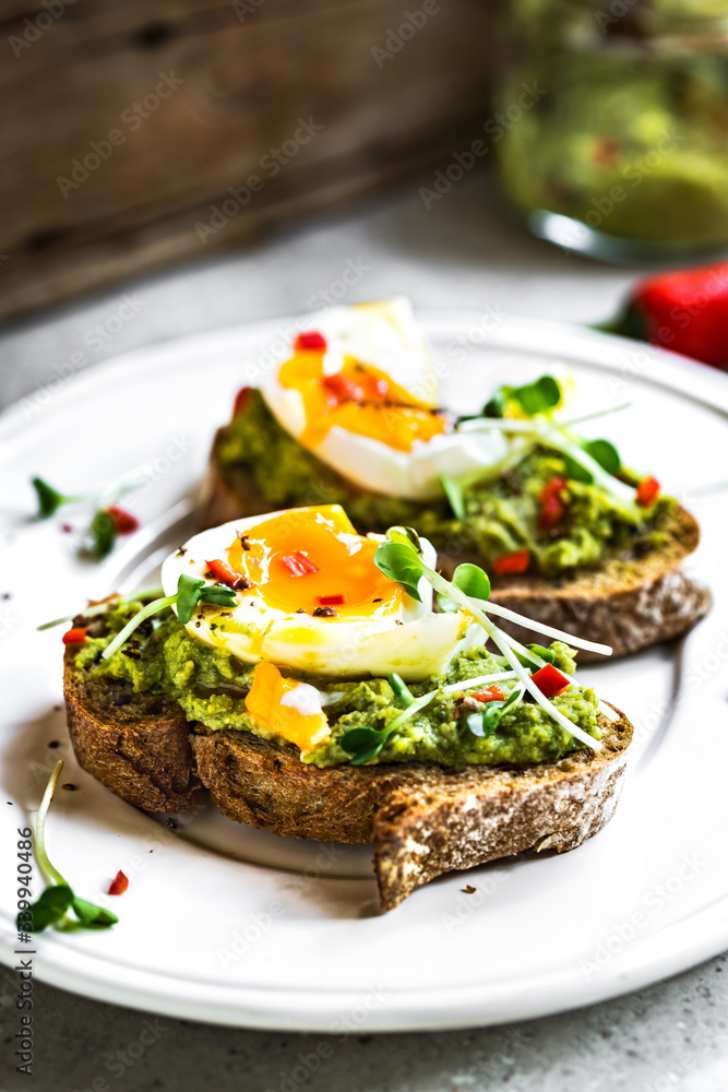 Spinach Hummus with Soft Boiled Egg on Sourdough Rye Bread Spinach Hummus with Soft Boiled Egg on Sourdough Rye Bread