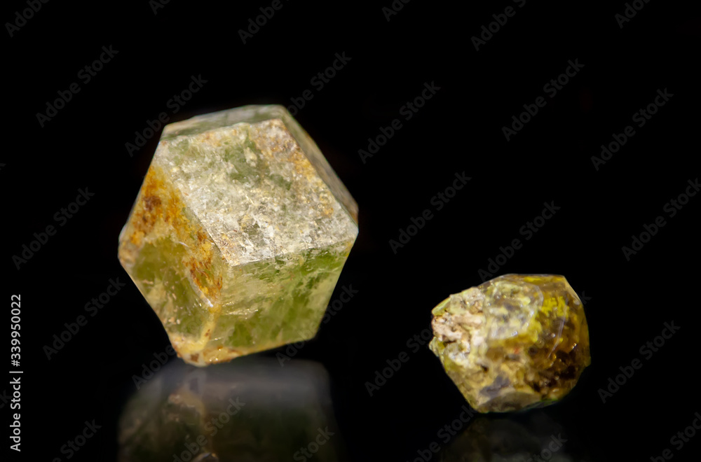 Natural raw gem, green grossular