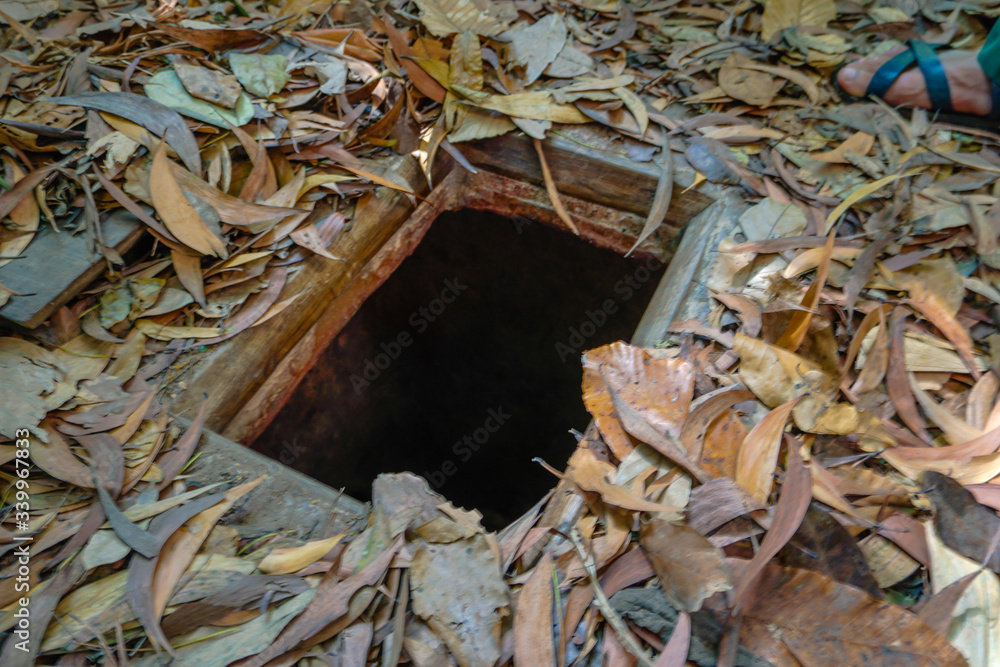 Foto de Cu Chi tunnel, historic famous place in Vietnam war, army dig