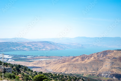 Foto Overlooking the Sea of Galilee from Jordan looking into Israel, West Bank, Syria