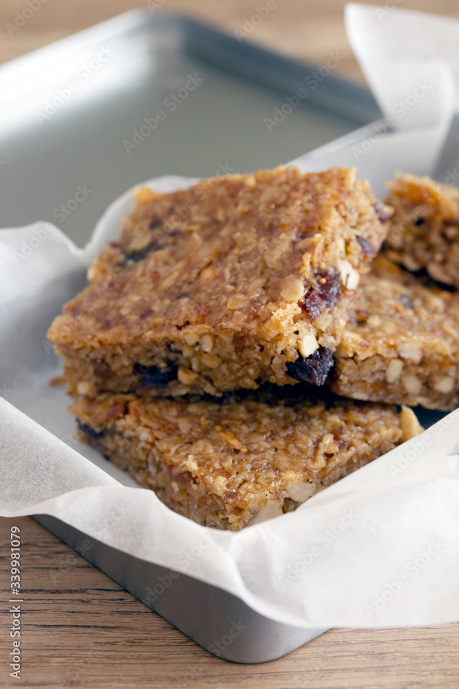 Oatmeal bars flap jack fruit nuts seeds healthy snacks