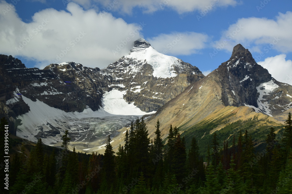 Icefields Parkway , Canada 