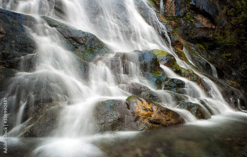 Obraz premium Rocky Brook Waterfall