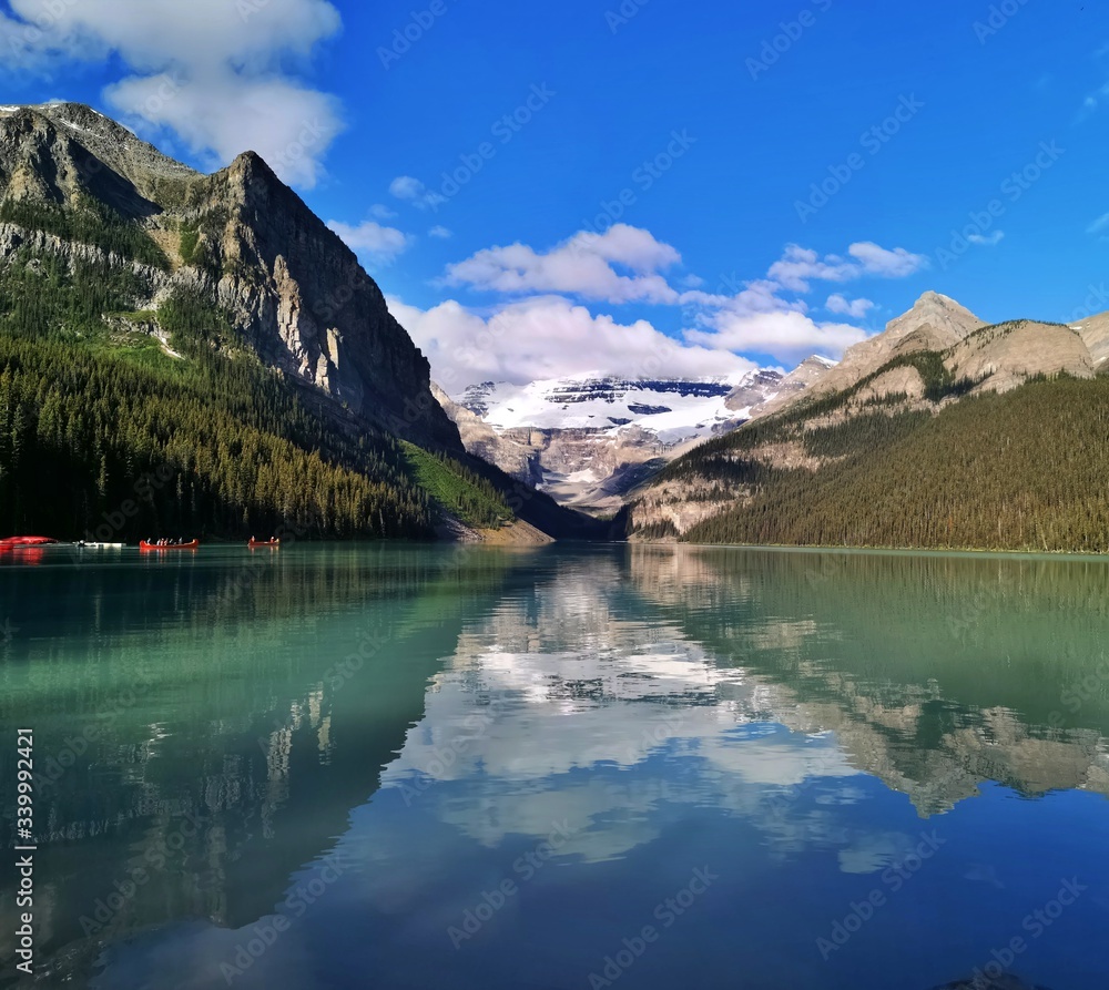 Lake Louise , Canada , Rocky Mountains 