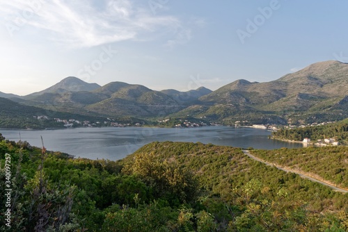 Kroatien - Adriaküste zwischen Dubrovnik und Slano photo