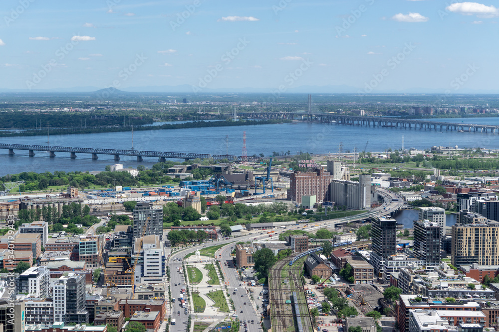Incredible city view of Montreal from rooftop Incredible city view of Montreal from rooftop