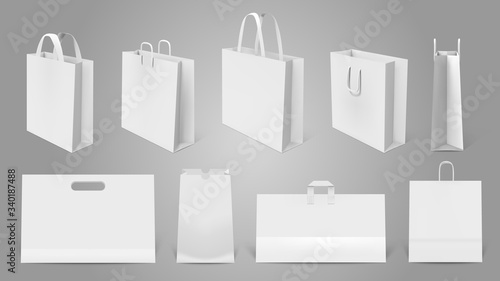 Realistic shopping bag. White paper empty bags, 3d modern shopping bag mockup. Packaging templates isolated vector illustration set. Realistic bag and empty, retail merchandise pack with handle