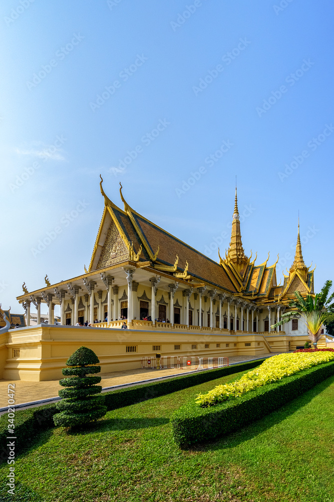 Naklejka premium Phnom Penh tourist attraction and famouse landmark - Royal Palace complex, Cambodia