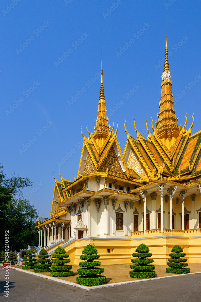 Naklejka premium Phnom Penh tourist attraction and famouse landmark - Royal Palace complex, Cambodia