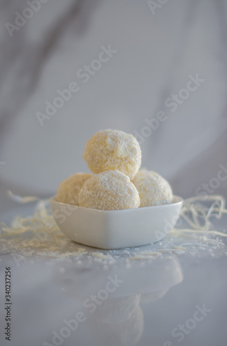 white chocolate bonbons