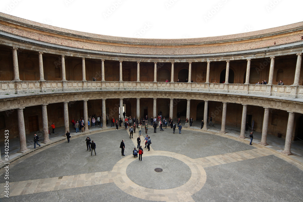 Obraz premium Alhambra palace complex in Spain
