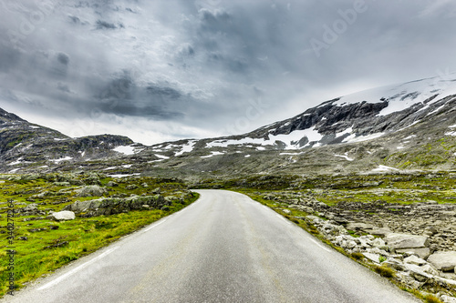 Bergstraße in norwegen,Skandinavien