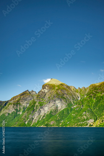 Blick auf den Hjørundfjord in Norwegen, Skandianvien
